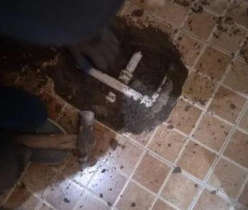 河间卫生间漏水维修公司为您分享下卫生间渗水如何处理及注意事项